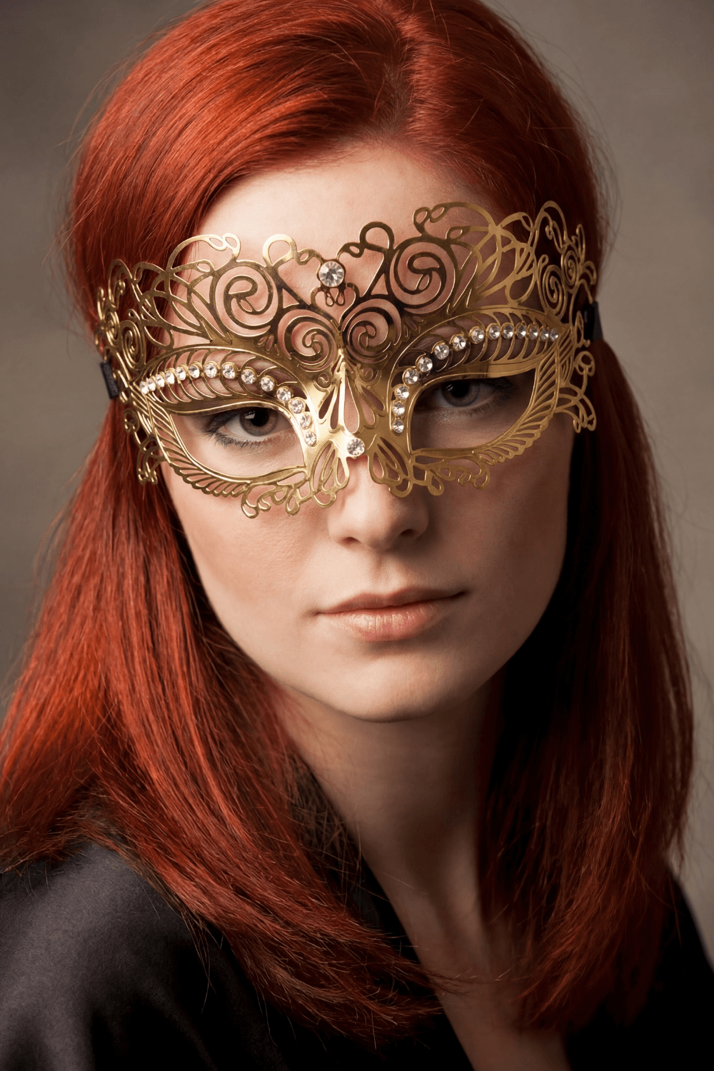 Masque vénitien Giulia rigide avec strass
