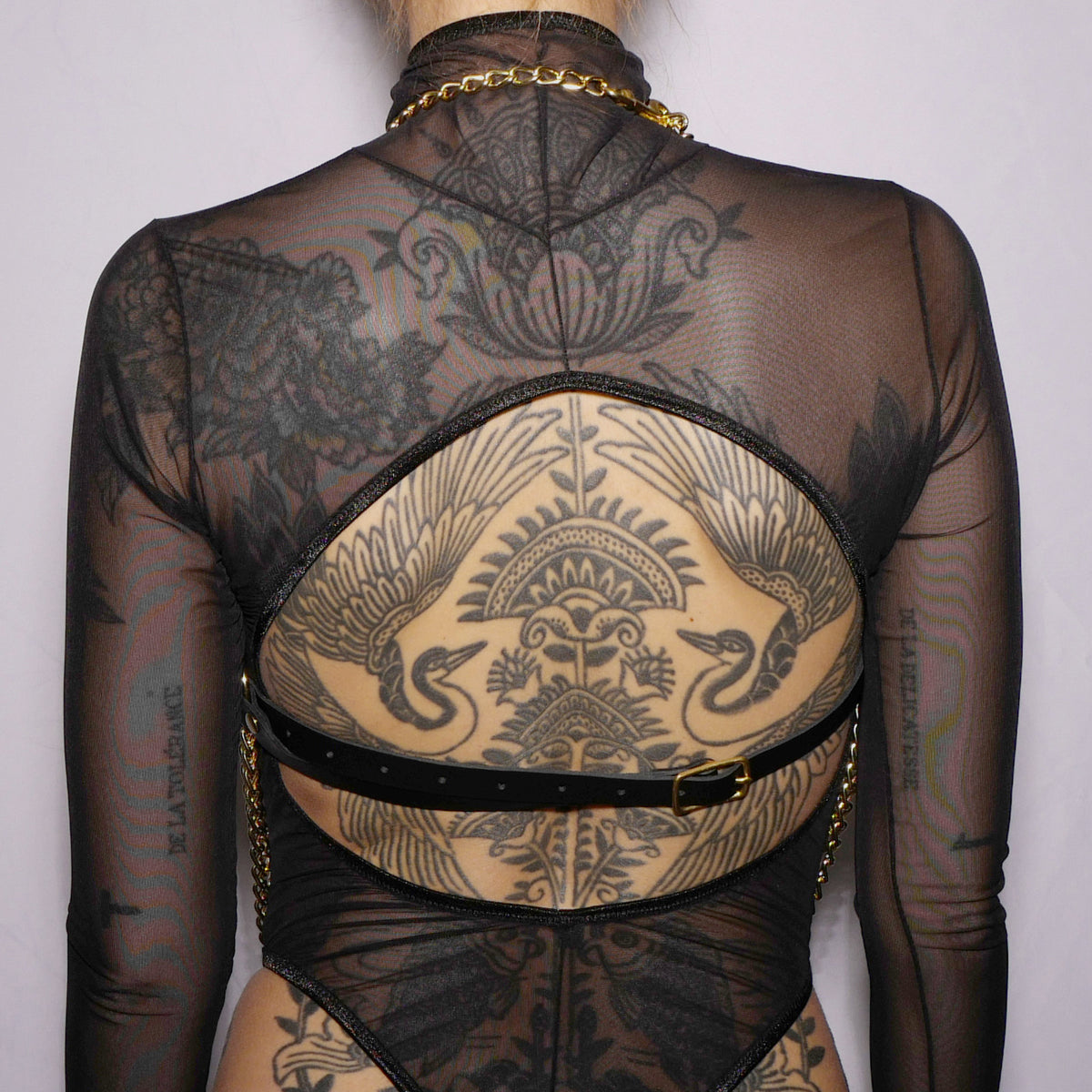 Harnais de poitrine triangle et chaines